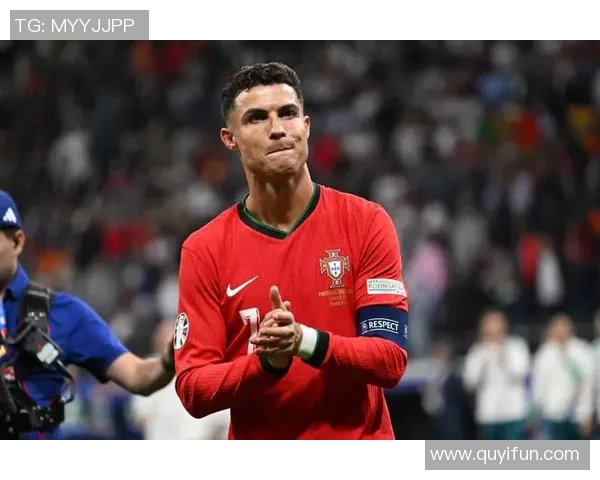 全球足球巨星年薪排行榜 各大球员收入揭秘